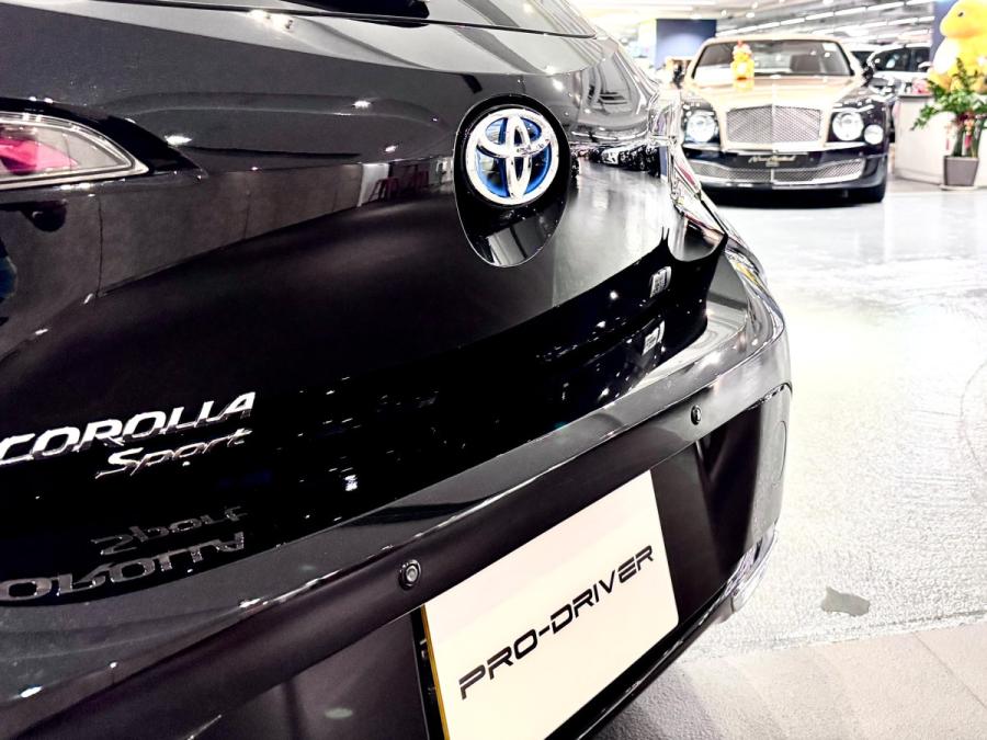 COROLLA SPORT HYBRID - Image 10